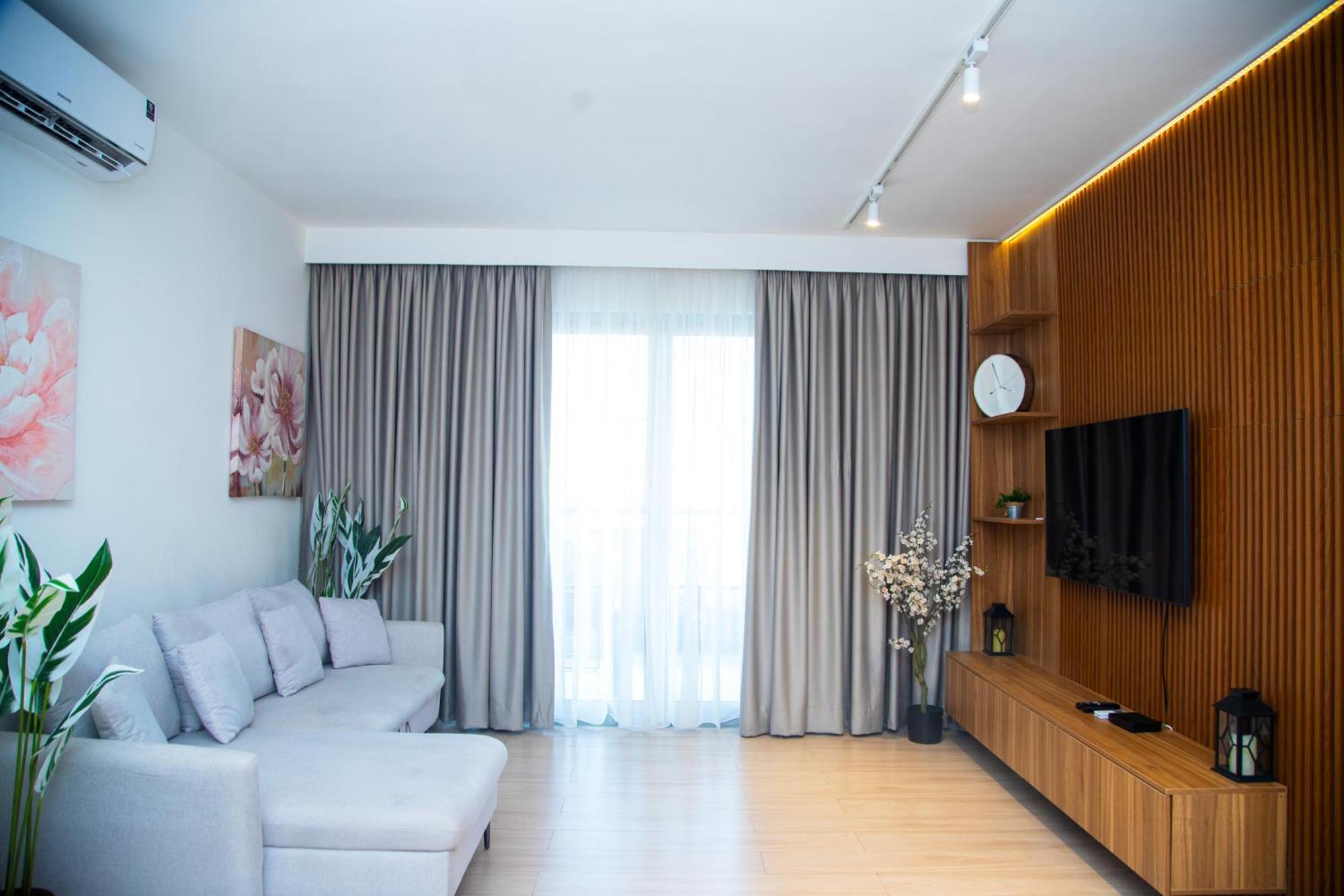 The Pavilion 1Bdr Luxury Apt Аккра Экстерьер фото